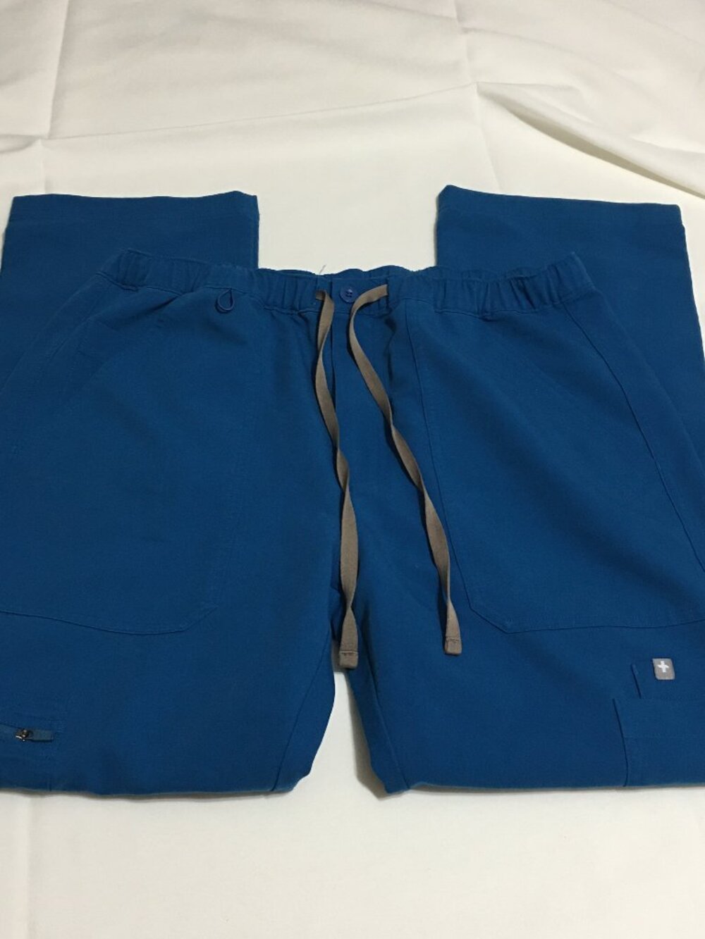 FIGS Men's Cairo Cargo Scrub Pants Size Medium Short Blue Medical Scrub TM3001S